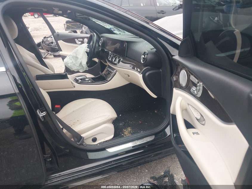 2020 Mercedes-benz E-klasse VIN WDDZF8DB1LA718547 IAAI salvage auction — FRONT END, Salvage (Texas), sold $2,825 on 2026-07-15 (photo 5)