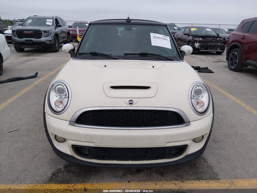 2015 Mini Convertible VIN WMWZP3C56FT708737 IAAI salvage auction — NORMAL WEAR, Clear (South Carolina), sold $725 on 2026-07-30 (photo 6)