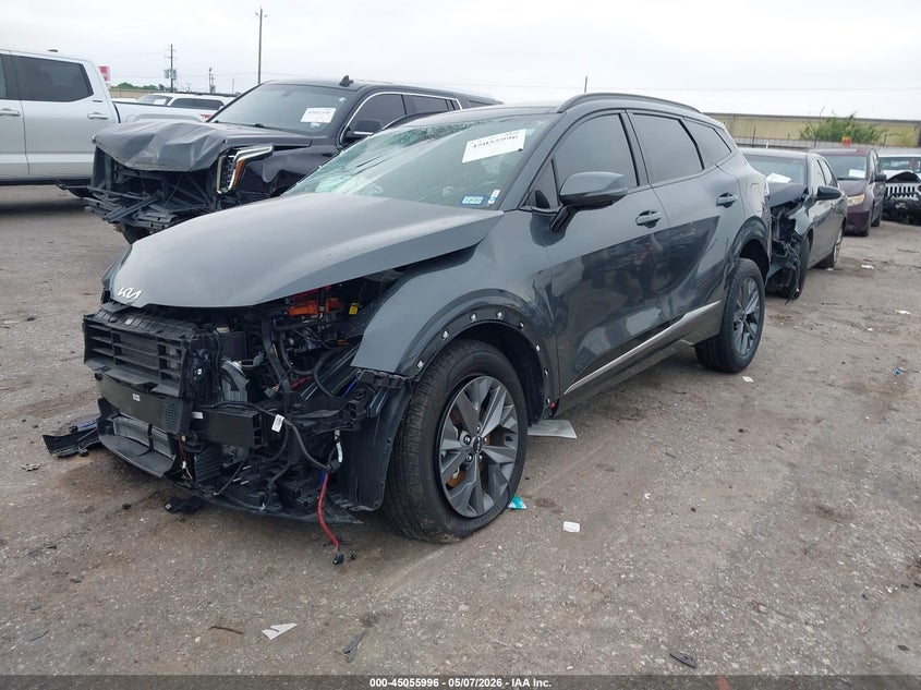 2025 Kia Sportage hybrid VIN KNDPXCDG7S7200306 IAAI salvage auction — RIGHT SIDE, Salvage (Texas), sold $6,800 on 2026-07-15 (photo 2)