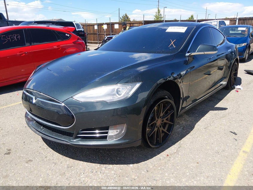 2013 Tesla Model s VIN 5YJSA1CN7DFP06019 IAAI salvage auction — FRONT & REAR, Salvage (Colorado), sold $2,225 on 2026-07-30 (photo 2)