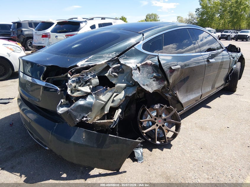 2013 Tesla Model s VIN 5YJSA1CN7DFP06019 IAAI salvage auction — FRONT & REAR, Salvage (Colorado), sold $2,225 on 2026-07-30 (photo 4)