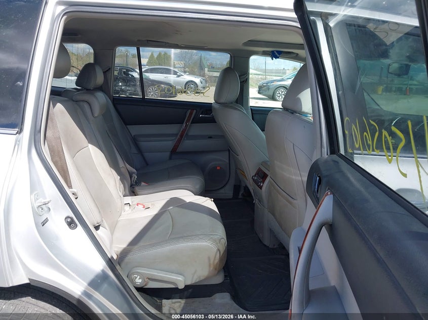 2013 Toyota Highlander VIN 5TDDK3EH8DS185610 IAAI salvage auction — HAIL, Clear (Wisconsin), sold $5,600 on 2026-07-14 (photo 8)