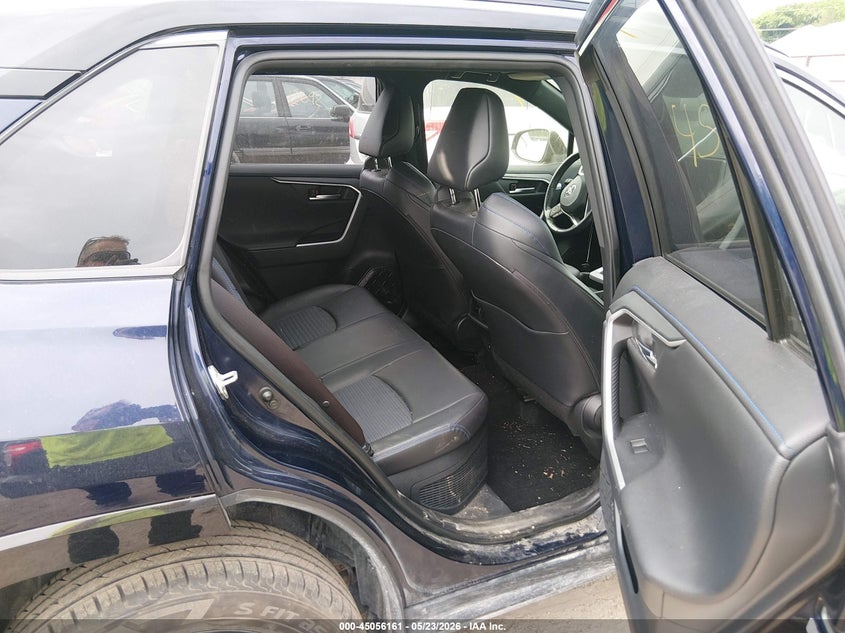 2019 Toyota Rav 4 VIN JTMEWRFV1KD521431 IAAI salvage auction — HAIL, Salvage (Iowa), sold $11,100 on 2026-07-20 (photo 8)