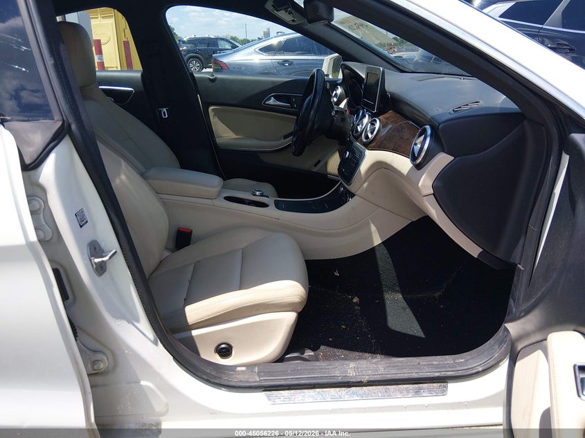 2015 Mercedes-benz Cla-klasse VIN WDDSJ4EB9FN171662 IAAI salvage auction — ENGINE DAMAGE, Wait Title, sold $1,050 on 2026-08-18 (photo 5)