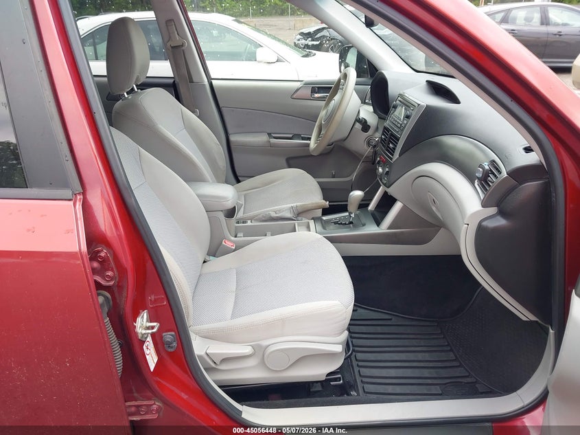 2013 Subaru Forester VIN JF2SHADC0DH431796 IAAI salvage auction — NORMAL WEAR, Clear (Maryland), sold $275 on 2026-07-29 (photo 5)