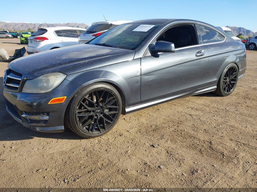 2014 Mercedes-benz C-klasse VIN WDDGJ4HB1EG268682 IAAI salvage auction — NORMAL WEAR, Salvage (Texas), sold $25 on 2026-08-18 (photo 2)