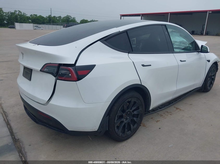 2023 Tesla Model y VIN 7SAYGAEE3PF896852 IAAI salvage auction — FRONT END, Salvage (Texas), sold $5,900 on 2026-07-10 (photo 4)
