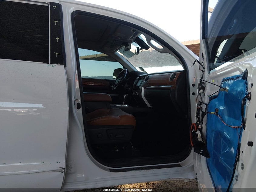2019 Toyota Tundra VIN 5TFAY5F11KX780255 IAAI salvage auction — FRONT & REAR, Salvage (Arizona), sold $15,650 on 2026-07-14 (photo 5)