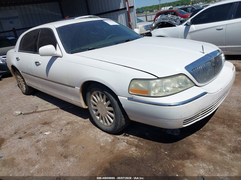 2003 Lincoln TOWN CAR VIN 1LNHM81W43Y703076 IAAI salvage auction — FRONT END, Clear (Oklahoma), sold $575 on 2026-07-08 (photo 1)