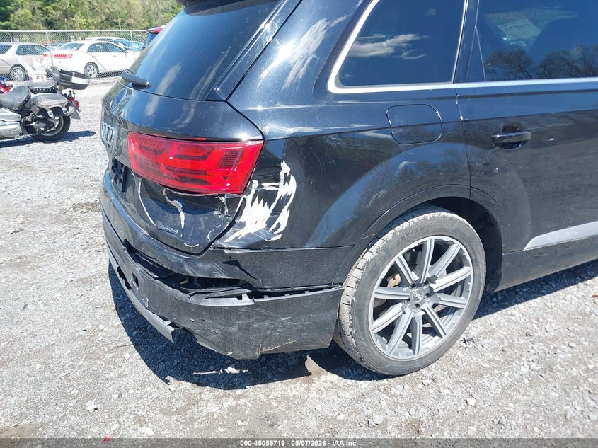 2017 Audi Q7 VIN WA1LHAF70HD040366 IAAI salvage auction — REAR END, Mv-907A (New York), sold $7,000 on 2026-07-07 (photo 6)