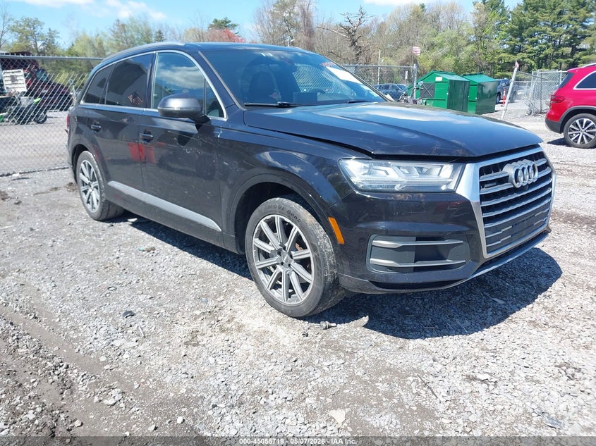 2017 Audi Q7 VIN WA1LHAF70HD040366 IAAI salvage auction — REAR END, Mv-907A (New York), sold $7,000 on 2026-07-07 (photo 1)