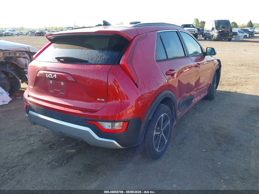 2023 Kia Niro VIN KNDCR3LE5P5052460 IAAI salvage auction — RIGHT FRONT, Clear (Michigan), sold $7,975 on 2026-08-01 (photo 4)