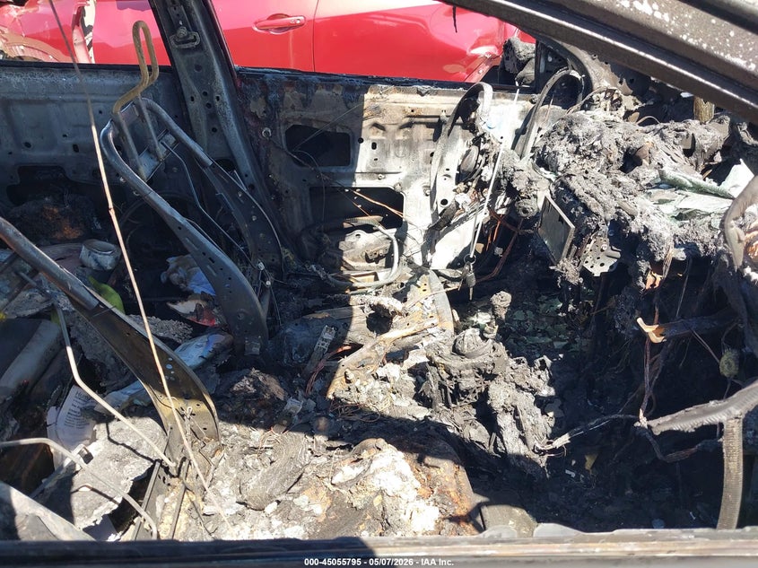 2018 Toyota Corolla VIN 5YFBURHE3JP819660 IAAI salvage auction — TOTAL BURN, Non-Repairable (Texas), sold $750 on 2026-07-07 (photo 5)