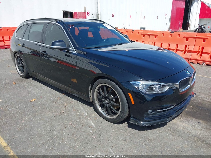 2018 BMW 3er VIN WBA8K3C52JA369487 IAAI salvage auction — LEFT SIDE, Rebuildable (Florida), sold $5,025 on 2026-07-30 (photo 1)