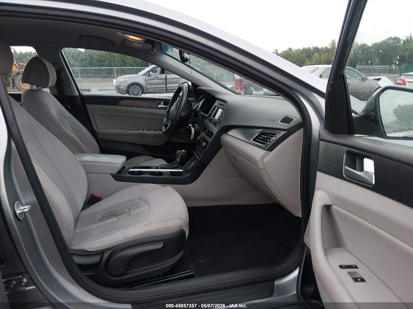 2015 Hyundai Sonata VIN 5NPE34AF4FH074900 IAAI salvage auction — SIDE, Salvage (Delaware), sold $875 on 2026-07-10 (photo 5)