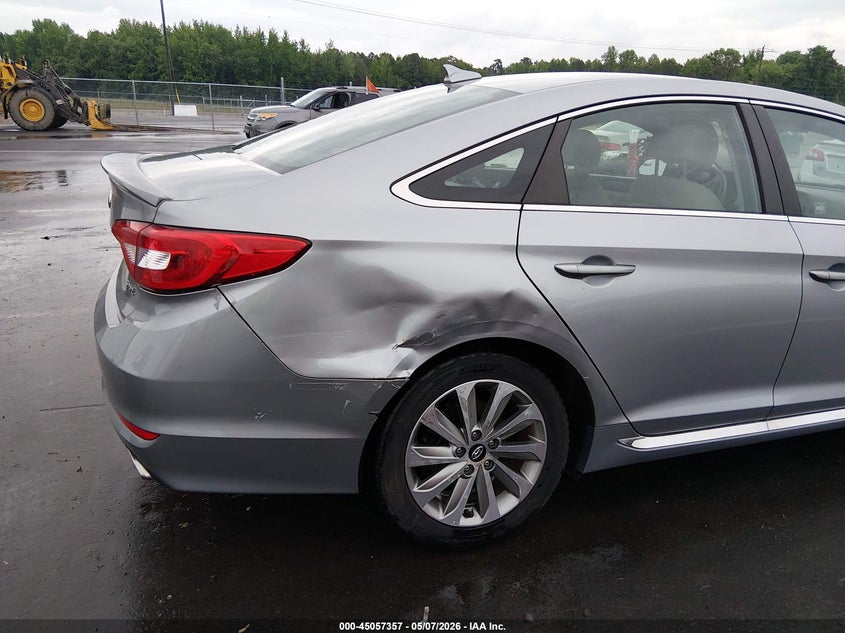 2015 Hyundai Sonata VIN 5NPE34AF4FH074900 IAAI salvage auction — SIDE, Salvage (Delaware), sold $875 on 2026-07-10 (photo 6)