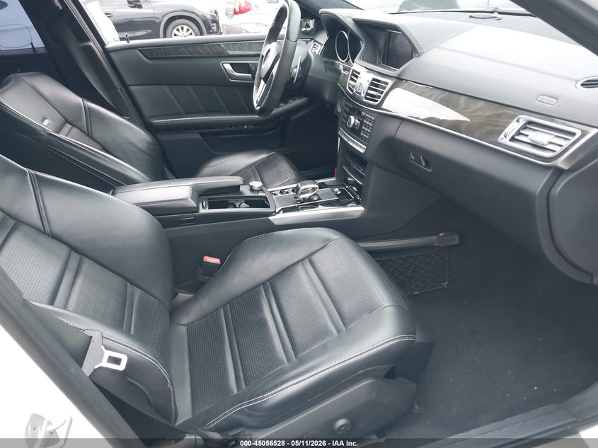 2015 Mercedes-benz E-klasse amg VIN WDDHF7GB1FB101018 IAAI salvage auction — LEFT & RIGHT, Salvage (Idaho), sold $9,625 on 2026-08-11 (photo 5)