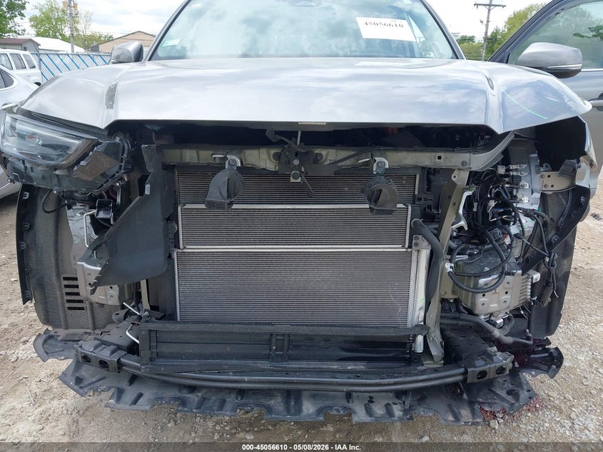 2026 Toyota Highlander VIN 5TDACAB50TS070285 IAAI salvage auction — UNKNOWN, Salvage (Illinois), sold $27,850 on 2026-07-20 (photo 6)