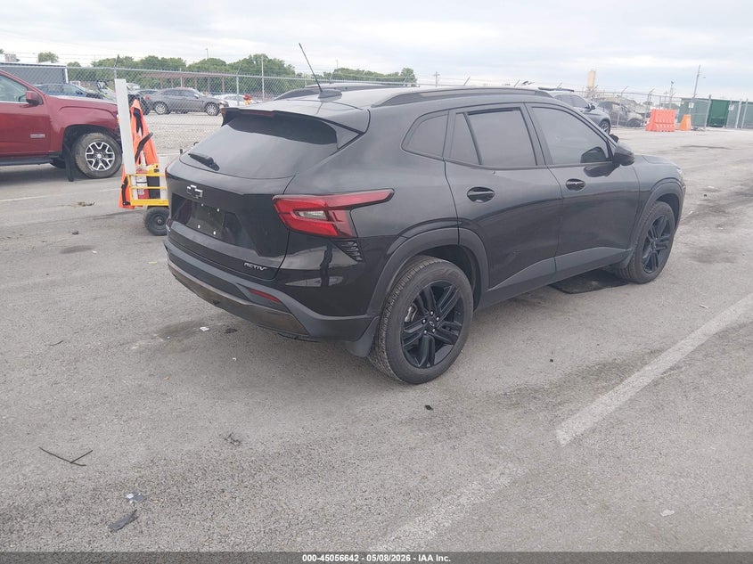 2024 Chevrolet Trax VIN KL77LKE22RC132665 IAAI salvage auction — HAIL, Salvage (Illinois), sold $10,000 on 2026-07-07 (photo 4)