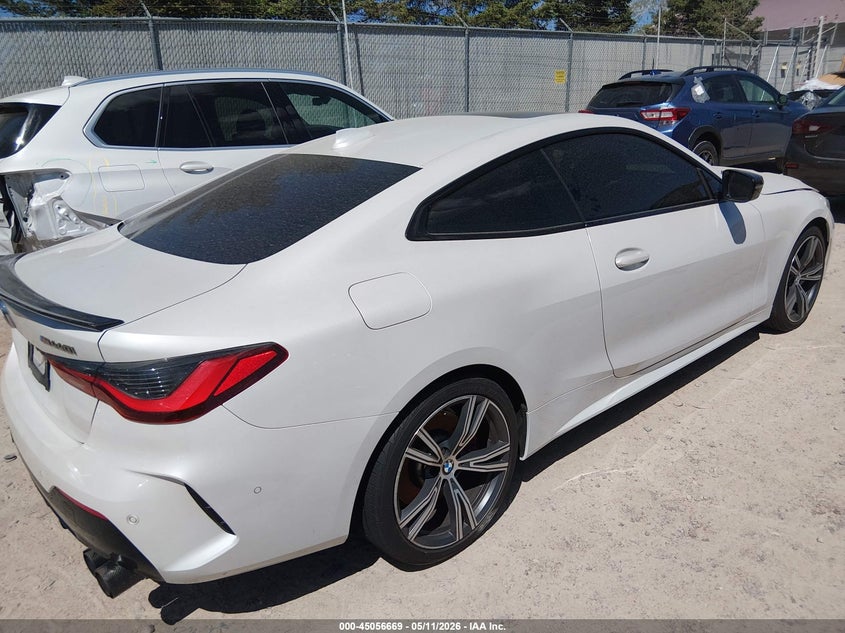 2021 BMW 4er VIN WBA13AR09MCF80714 IAAI salvage auction — WATER/FLOOD, Salvage Title, sold $15,825 on 2026-08-12 (photo 4)