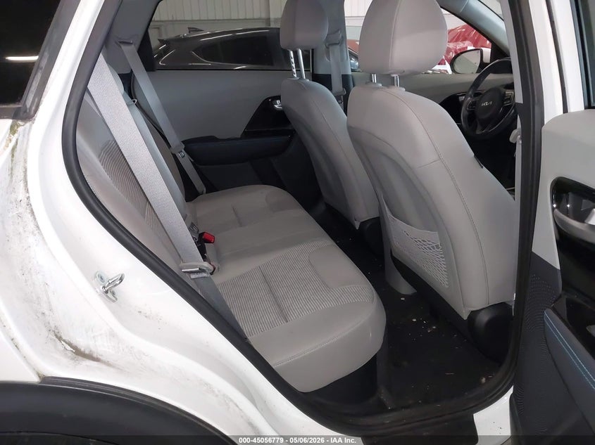 2022 Kia Niro VIN KNDCM3LD2N5543345 IAAI salvage auction — FRONT END, Salvage (Oregon), sold $4,400 on 2026-07-30 (photo 8)