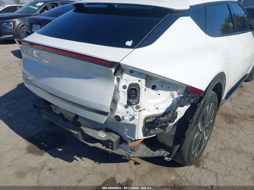 2024 Kia Ev6 VIN KNDC34LA7R5216623 IAAI salvage auction — REAR END, Salvage (California), sold $11,200 on 2026-07-10 (photo 6)