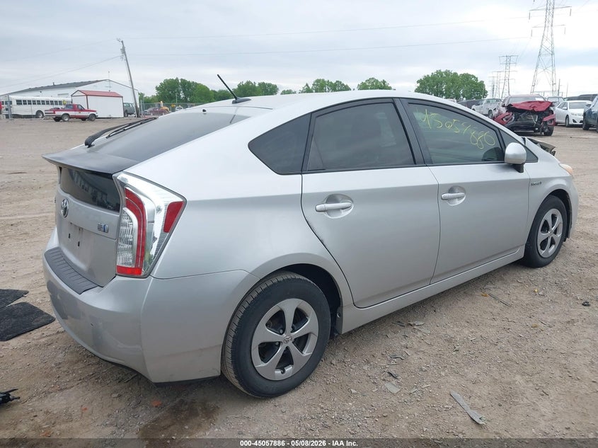 2013 Toyota Prius VIN JTDKN3DU8D1703449 IAAI salvage auction — FRONT END, Clear (Indiana), sold $1,500 on 2026-07-08 (photo 4)