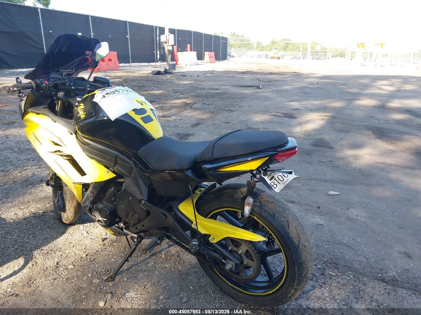 2016 Kawasaki Ninja VIN JKAEXEE10GDA21186 IAAI salvage auction — LEFT SIDE, Clear (South Carolina), sold $125 on 2026-07-14 (photo 3)