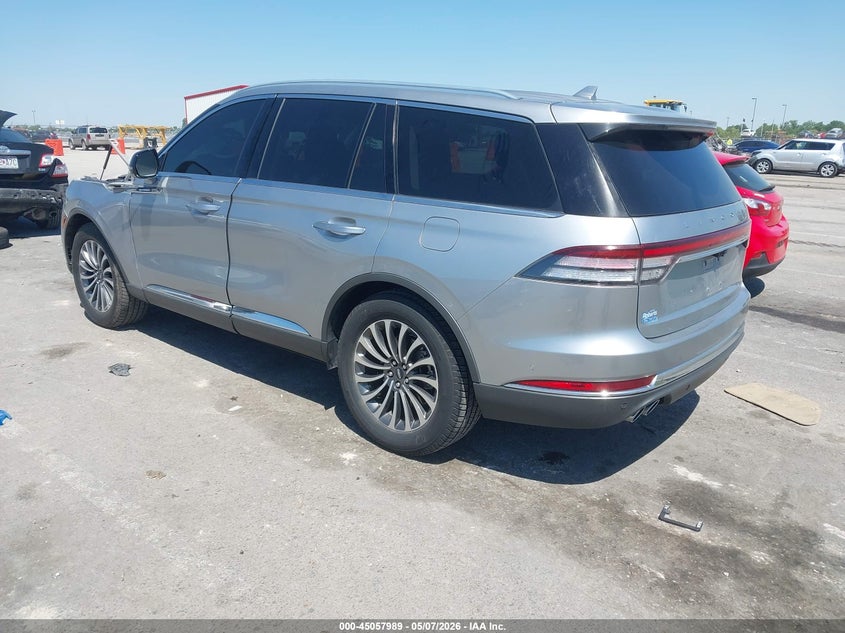 2020 Lincoln Aviator VIN 5LM5J7XC8LGL26788 IAAI salvage auction — FRONT END, Salvage (Illinois), sold $7,900 on 2026-07-21 (photo 3)
