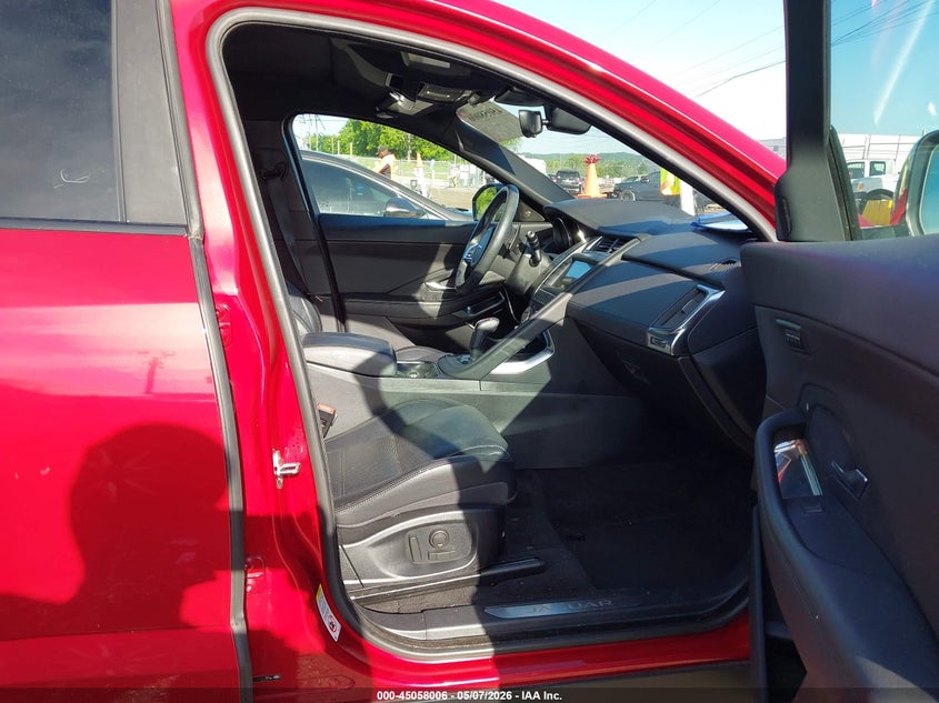 2019 Jaguar E-pace VIN SADFJ2FX0K1Z73923 IAAI salvage auction — FRONT END, Clear (Tennessee), sold $4,050 on 2026-07-16 (photo 5)