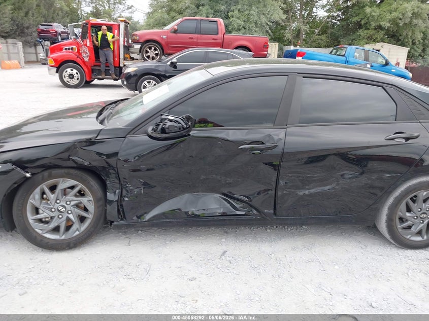 2024 Hyundai Elantra VIN KMHLM4DGXRU832978 IAAI salvage auction — LEFT SIDE, Certificate Of Destruction (Florida), sold $3,900 on 2026-07-09 (photo 6)
