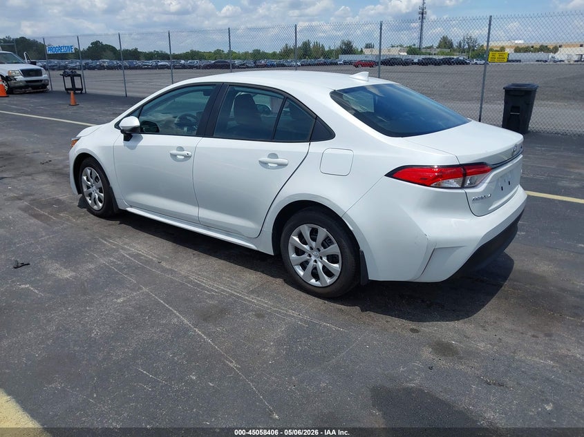2026 Toyota Corolla VIN 5YFB4MDE4TP398804 IAAI salvage auction — SIDE, Rebuildable (Florida), sold $7,300 on 2026-07-12 (photo 3)