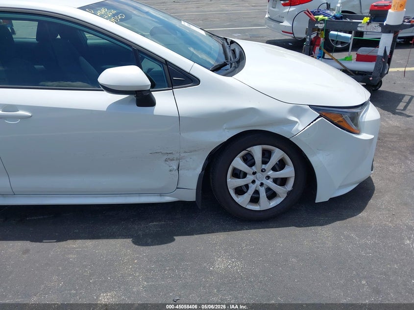 2026 Toyota Corolla VIN 5YFB4MDE4TP398804 IAAI salvage auction — SIDE, Rebuildable (Florida), sold $7,300 on 2026-07-12 (photo 6)
