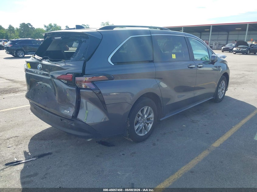 2025 Toyota Sienna VIN 5TDYRKEC1SS225583 IAAI salvage auction — FRONT & REAR, Salvage (Georgia), sold $18,050 on 2026-07-08 (photo 4)