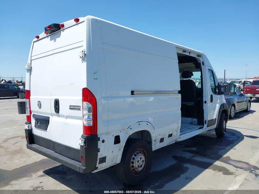 2025 Ram Promaster city VIN 3C6LRVDG8SE504238 IAAI salvage auction — RIGHT SIDE, Salvage (California), sold $16,800 on 2026-07-29 (photo 4)