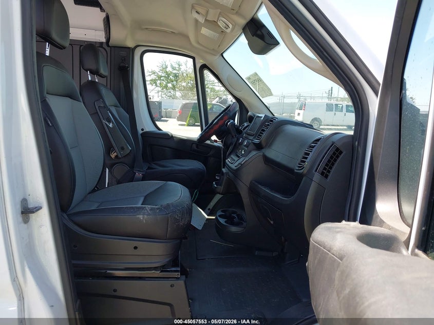 2025 Ram Promaster city VIN 3C6LRVDG8SE504238 IAAI salvage auction — RIGHT SIDE, Salvage (California), sold $16,800 on 2026-07-29 (photo 5)