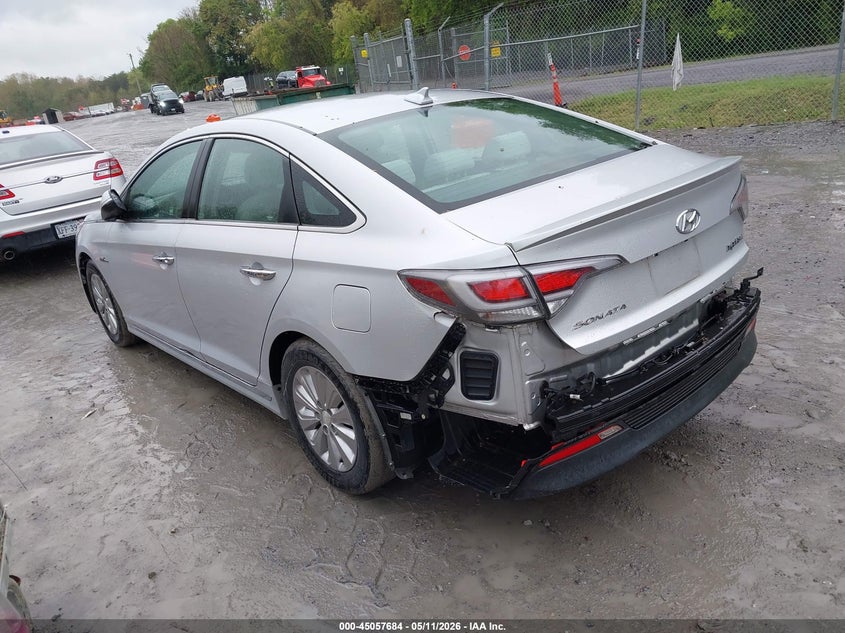 2016 Hyundai Sonata VIN KMHE24L14GA040514 IAAI salvage auction — REAR END, Salvage (Virginia), sold $650 on 2026-07-07 (photo 3)