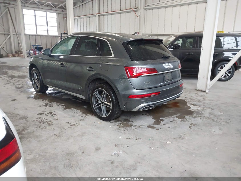 2024 Audi Q5 VIN WA1E2AFY4R2120785 IAAI salvage auction — FRONT END, Salvage Title, sold $17,700 on 2026-07-26 (photo 3)
