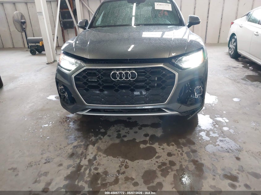 2024 Audi Q5 VIN WA1E2AFY4R2120785 IAAI salvage auction — FRONT END, Salvage Title, sold $17,700 on 2026-07-26 (photo 6)