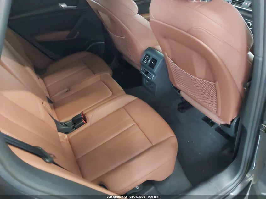 2024 Audi Q5 VIN WA1E2AFY4R2120785 IAAI salvage auction — FRONT END, Salvage Title, sold $17,700 on 2026-07-26 (photo 8)