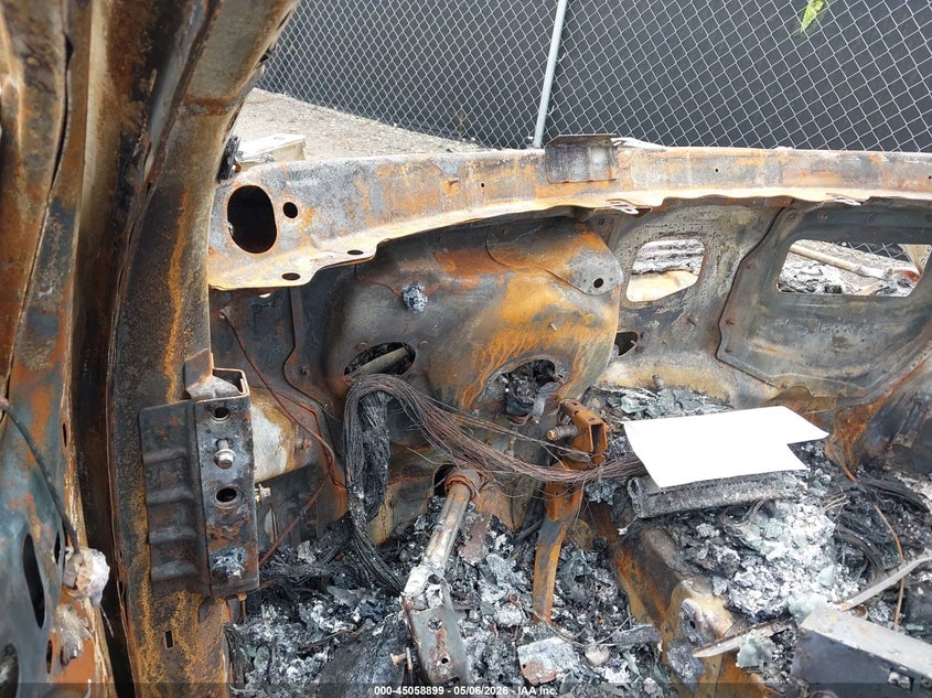 2016 Volvo Xc90 VIN YV4A22PL3G1064450 IAAI salvage auction — TOTAL BURN, Salvage Non-Reb (South Carolina), sold $75 on 2026-07-08 (photo 7)