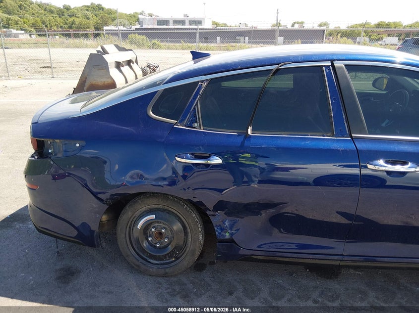 2019 Kia Optima VIN 5XXGT4L30KG319290 IAAI salvage auction — RIGHT REAR, Salvage (Missouri), sold $1,700 on 2026-07-07 (photo 6)