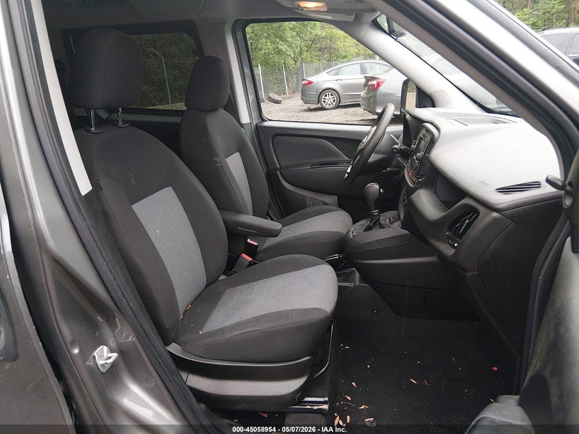 2018 Ram Promaster city VIN ZFBERFAB9J6K73986 IAAI salvage auction — REAR END, Wait Title, sold $3,100 on 2026-08-12 (photo 5)