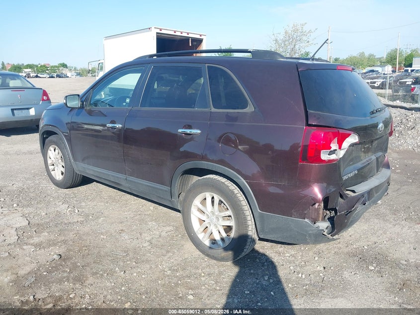 2014 Kia Sorento VIN 5XYKT3A61EG455655 IAAI salvage auction — REAR END, Salvage (Pennsylvania), sold $775 on 2026-07-31 (photo 3)