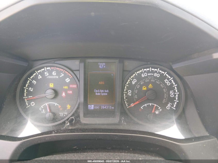 2018 Toyota Tacoma VIN 5TFRX5GN0JX111562 IAAI salvage auction — NORMAL WEAR, Salvage (Texas), sold $4,650 on 2026-07-23 (photo 7)