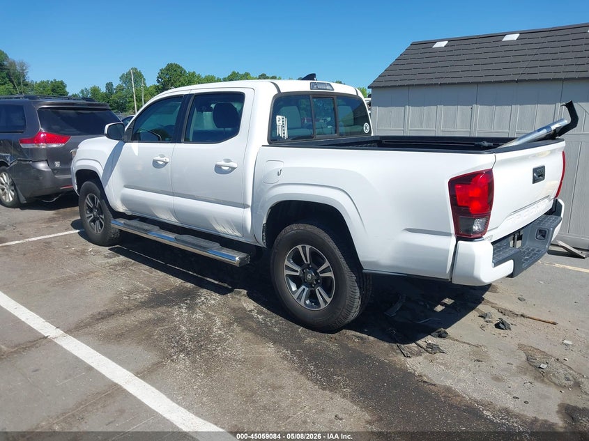 2018 Toyota Tacoma VIN 5TFAX5GN9JX122475 IAAI salvage auction — SIDE, Salvage Title, sold $8,200 on 2026-07-09 (photo 3)
