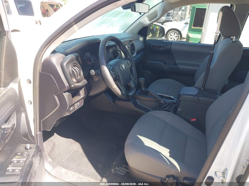 2018 Toyota Tacoma VIN 5TFAX5GN9JX122475 IAAI salvage auction — SIDE, Salvage Title, sold $8,200 on 2026-07-09 (photo 5)