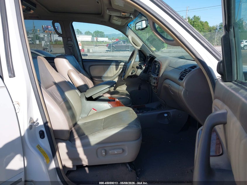 2007 Toyota Sequoia VIN 5TDBT48A07S284175 IAAI salvage auction — LEFT SIDE, Salvage (North Carolina), sold $1,700 on 2026-07-24 (photo 5)