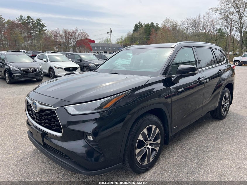 2021 Toyota Highlander hybrid VIN 5TDGBRCH4MS034038 IAAI salvage auction — NORMAL WEAR, Clear (New York), sold $15,100 on 2026-07-08 (photo 2)