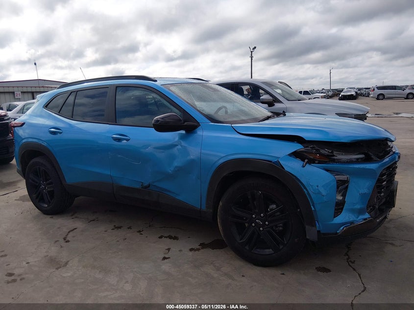 2025 Chevrolet Trax VIN KL77LKEP6SC135439 IAAI salvage auction — RIGHT SIDE, Original (Texas), sold $2,800 on 2026-07-28 (photo 6)